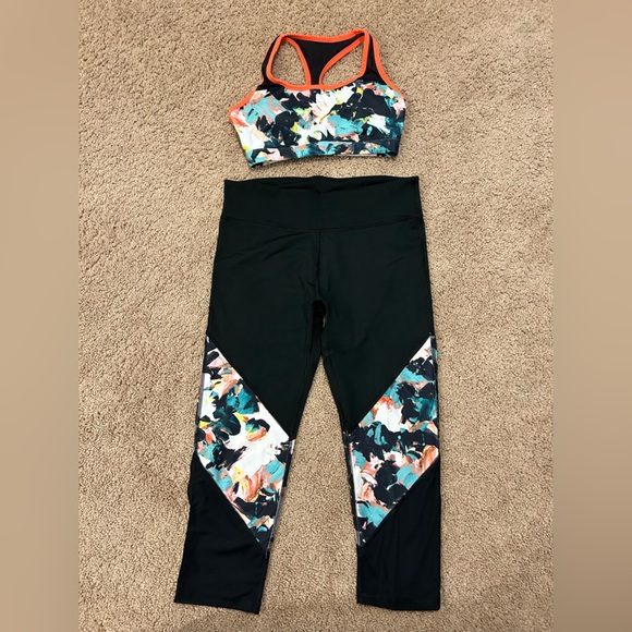 Fabletics Set - Picture 5 of 5